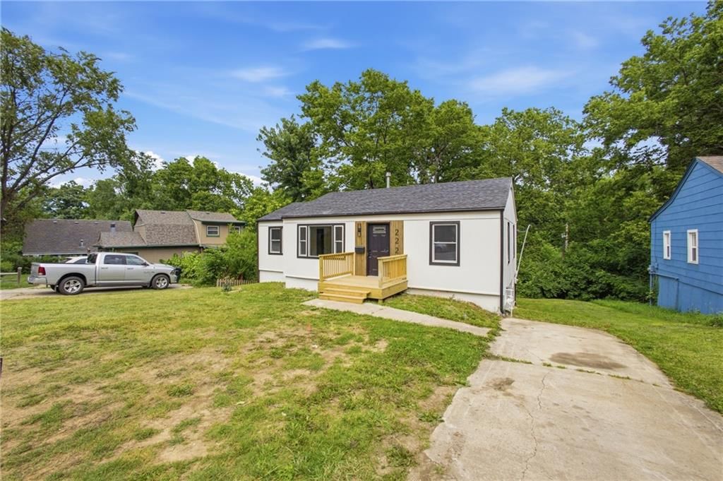 2221 S Hawthorne Avenue — photo 4