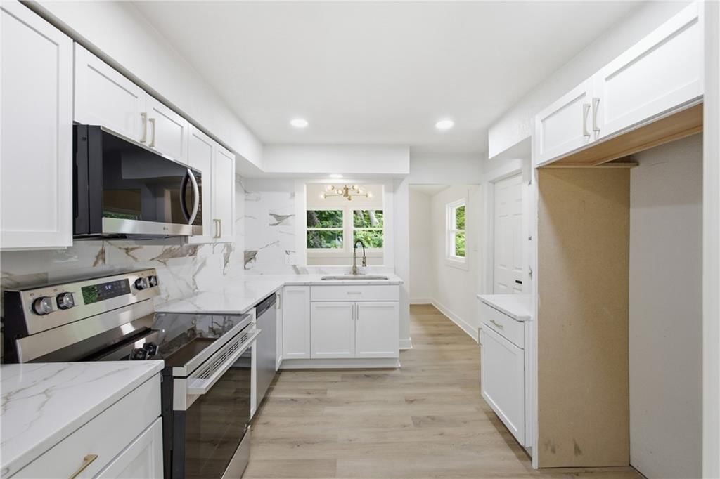 2221 S Hawthorne Avenue — photo 15