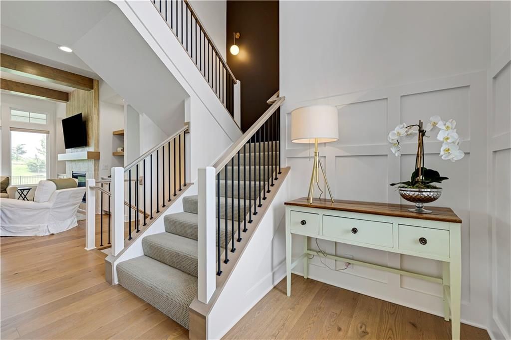 18604 Howe Drive — photo 4