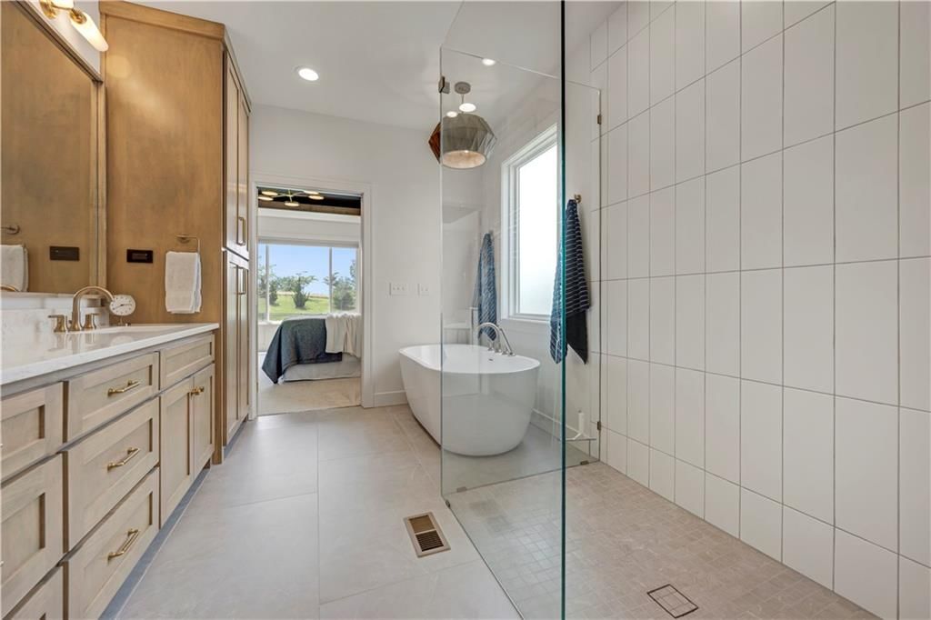 18604 Howe Drive — photo 27
