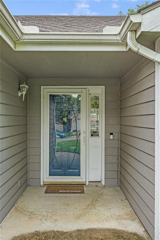 1010 Home Circle — photo 7