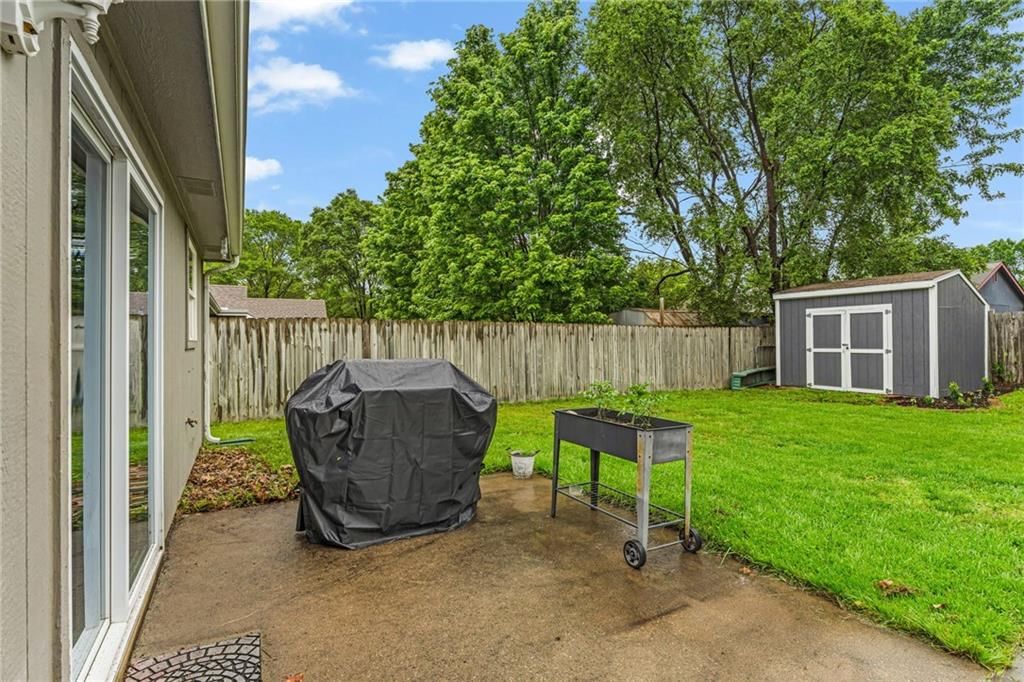 1010 Home Circle — photo 36