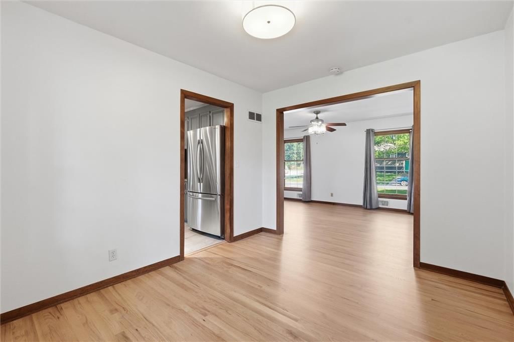 8633 W 89th Street — photo 13
