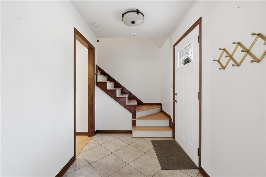 8633 W 89th Street — photo 17