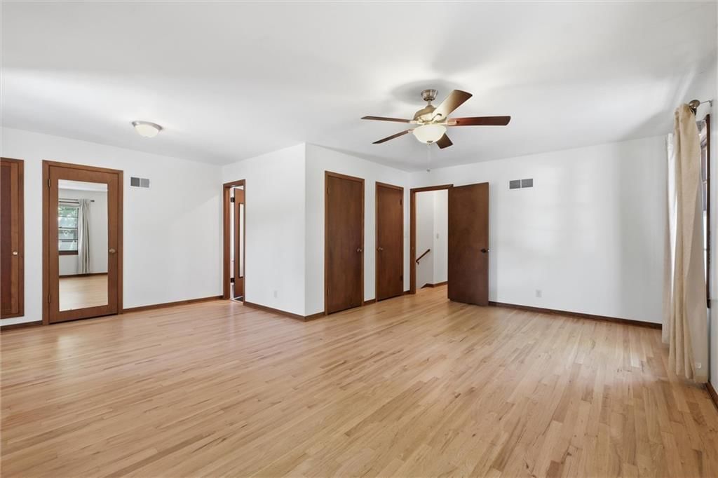 8633 W 89th Street — photo 20