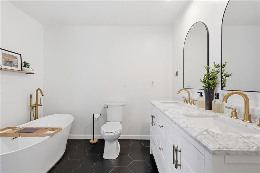 8633 W 89th Street — photo 21
