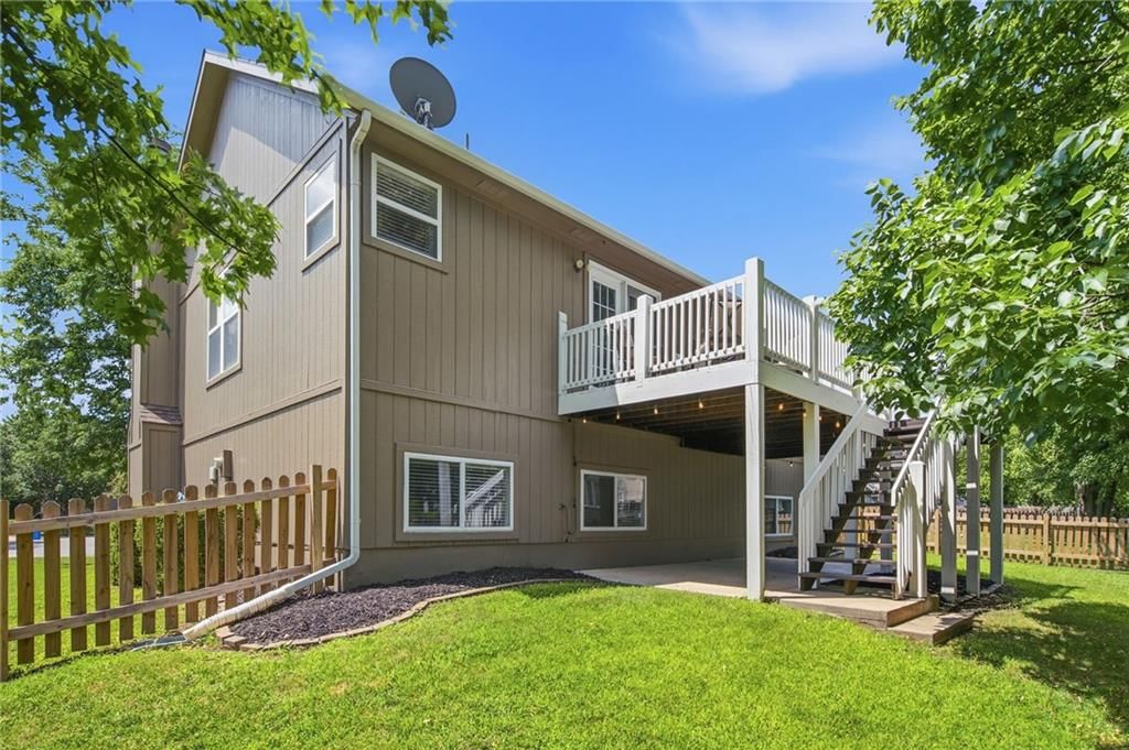 16392 W 156th Terrace — photo 39