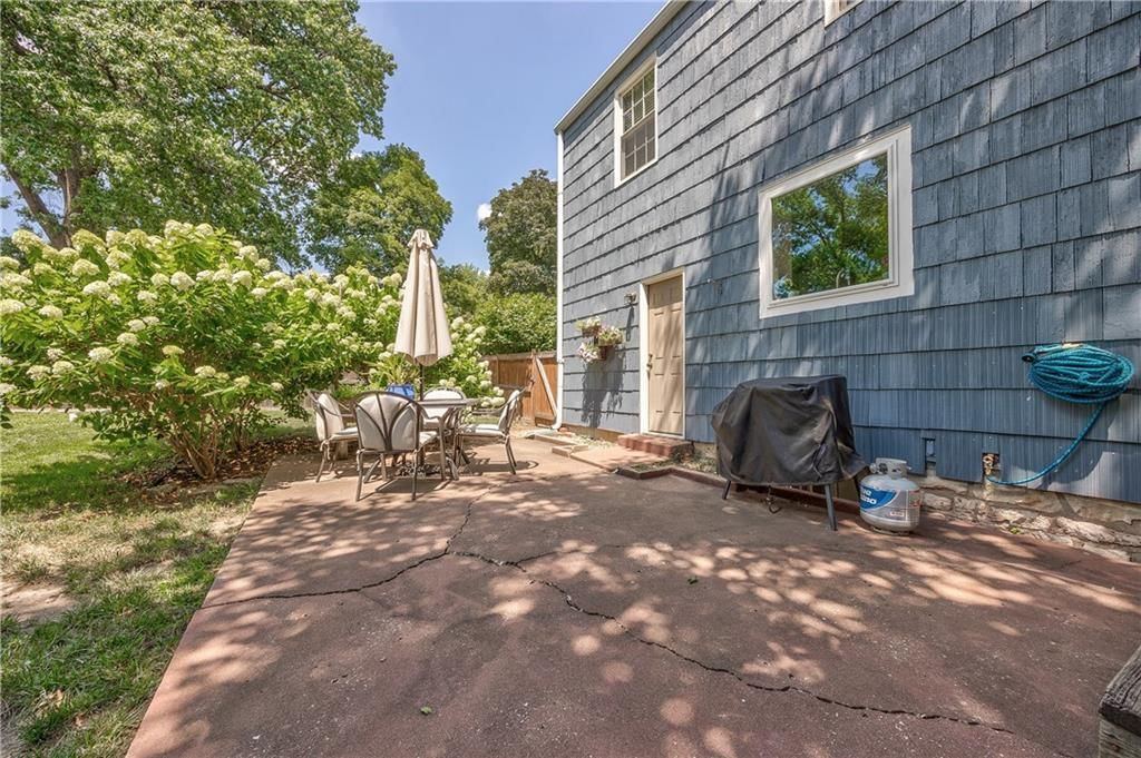2417 W 49th Terrace — photo 31