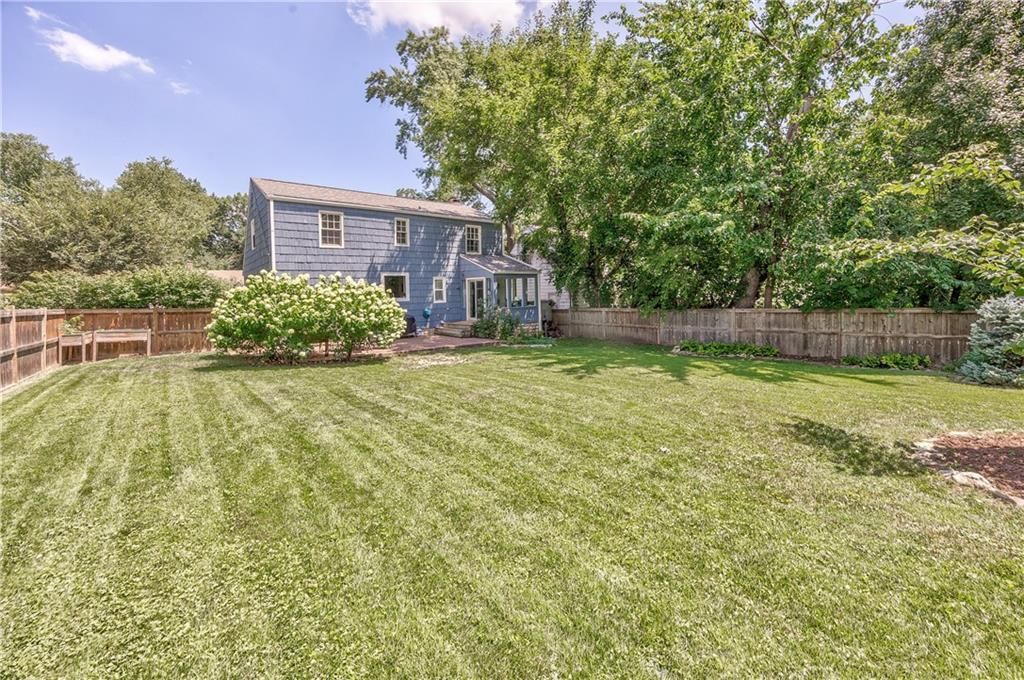 2417 W 49th Terrace — photo 35