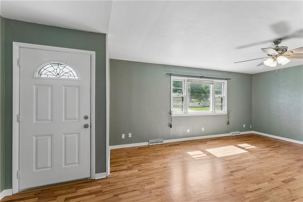 402 S West Street — photo 11