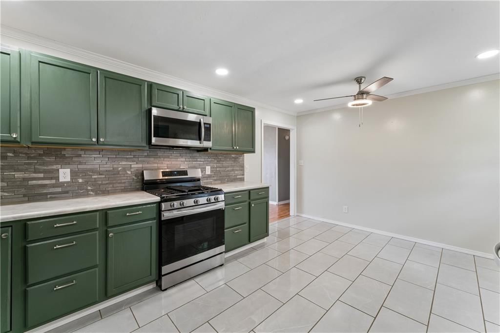 402 S West Street — photo 17