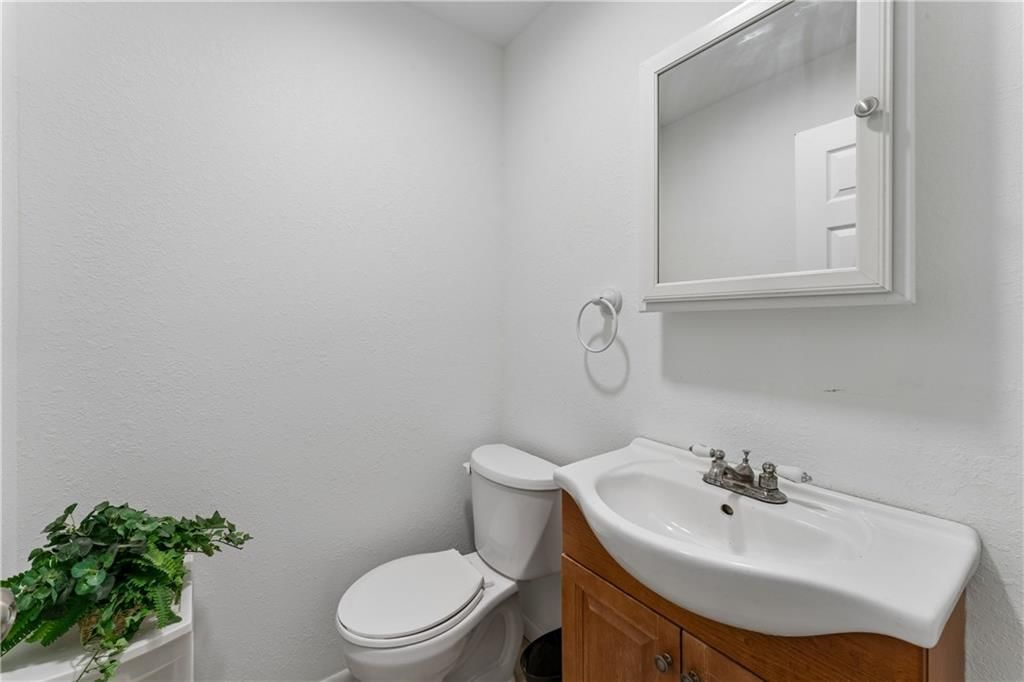 402 S West Street — photo 24