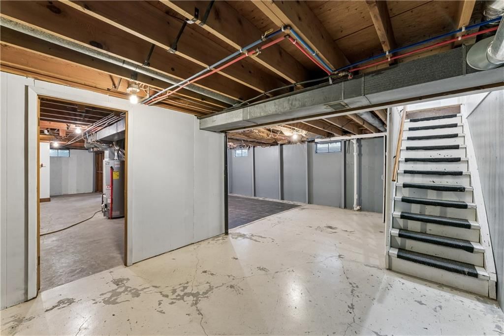 402 S West Street — photo 38