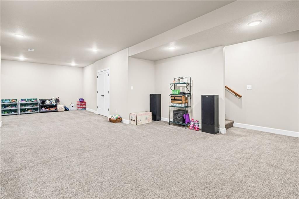 338 Headwaters Drive — photo 31