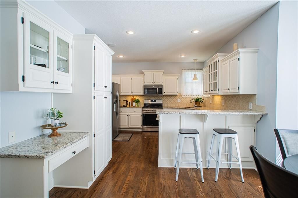 22402 W 45th Street — photo 3