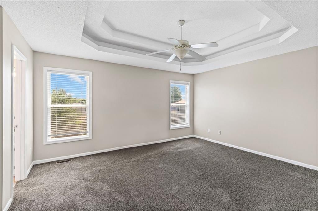 8505 N ARCOLA Avenue — photo 17