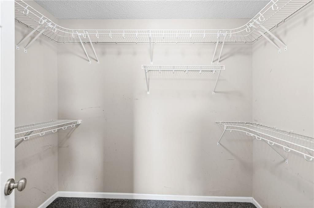 8505 N ARCOLA Avenue — photo 20