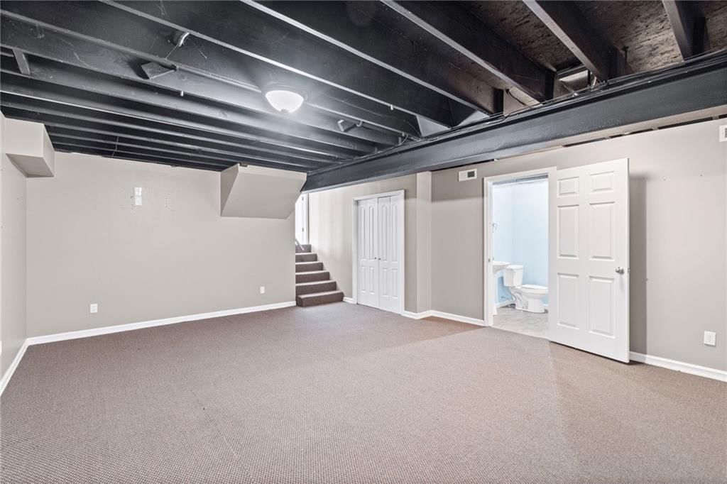 8505 N ARCOLA Avenue — photo 25