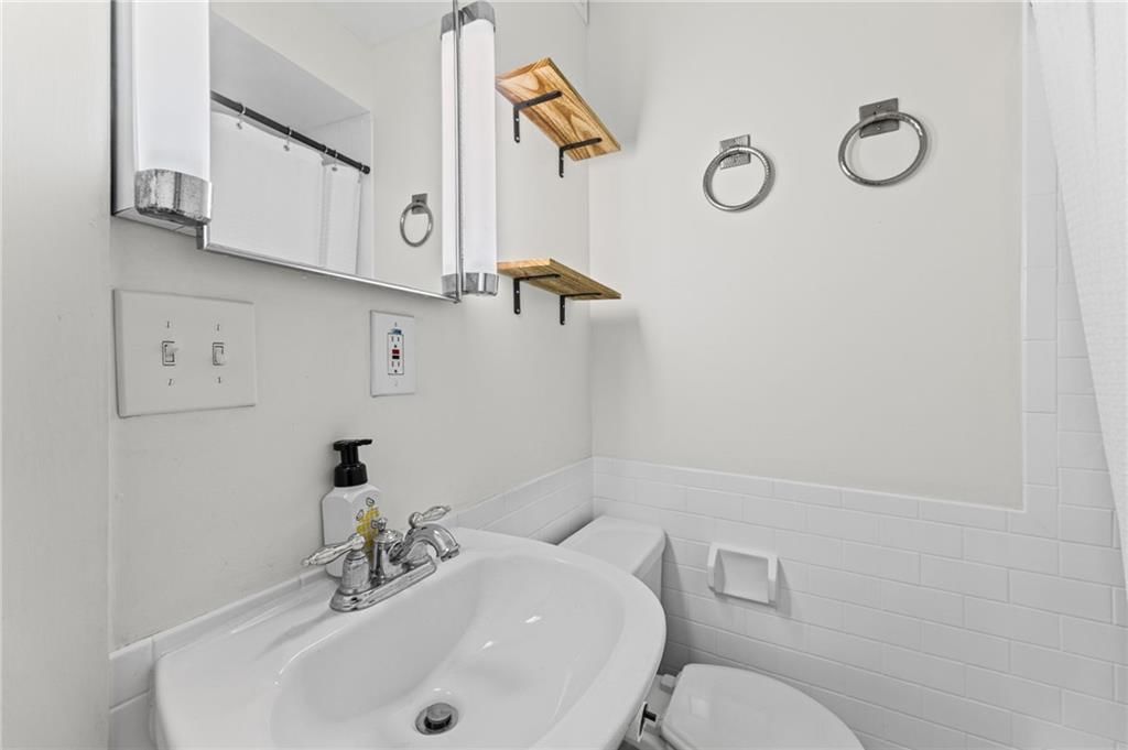 4528 N Broadway Boulevard — photo 17
