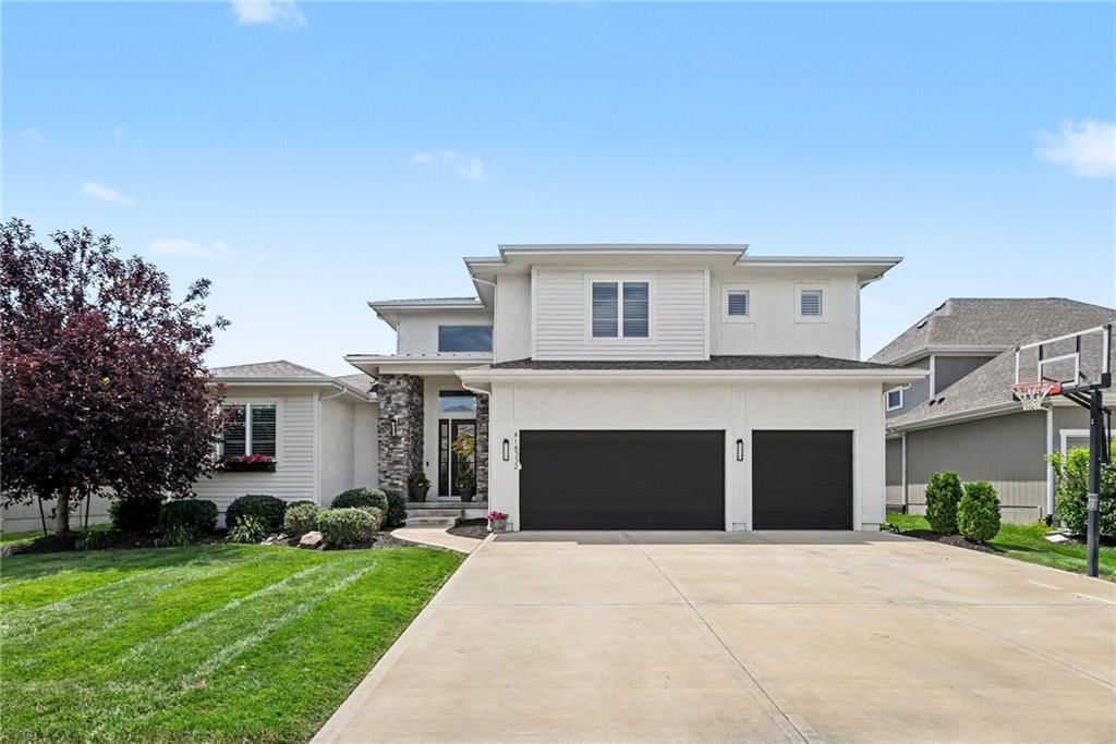 18332 Monrovia Street — photo 4