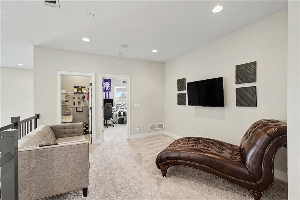 18332 Monrovia Street — photo 25