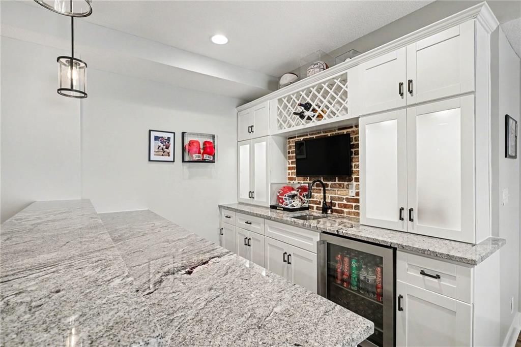 18332 Monrovia Street — photo 38
