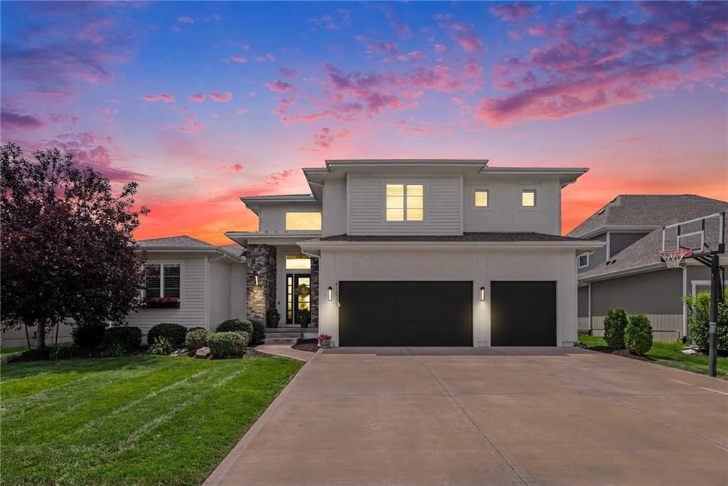 18332 Monrovia Street — photo 49