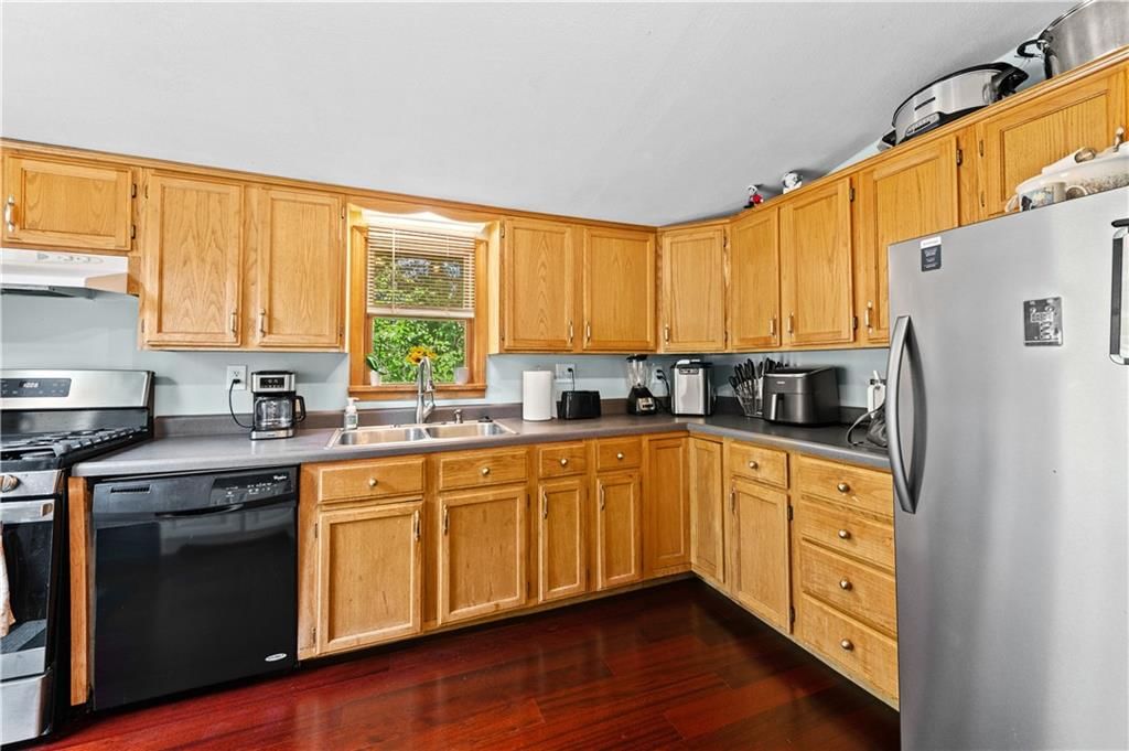 5434 Rosehill Road — photo 8