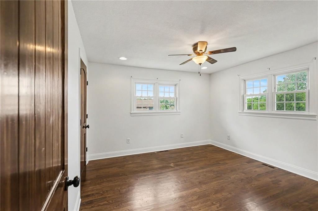 Photo 29 of 52 - 3322 N 67th Street, Kansas City, KS 66104