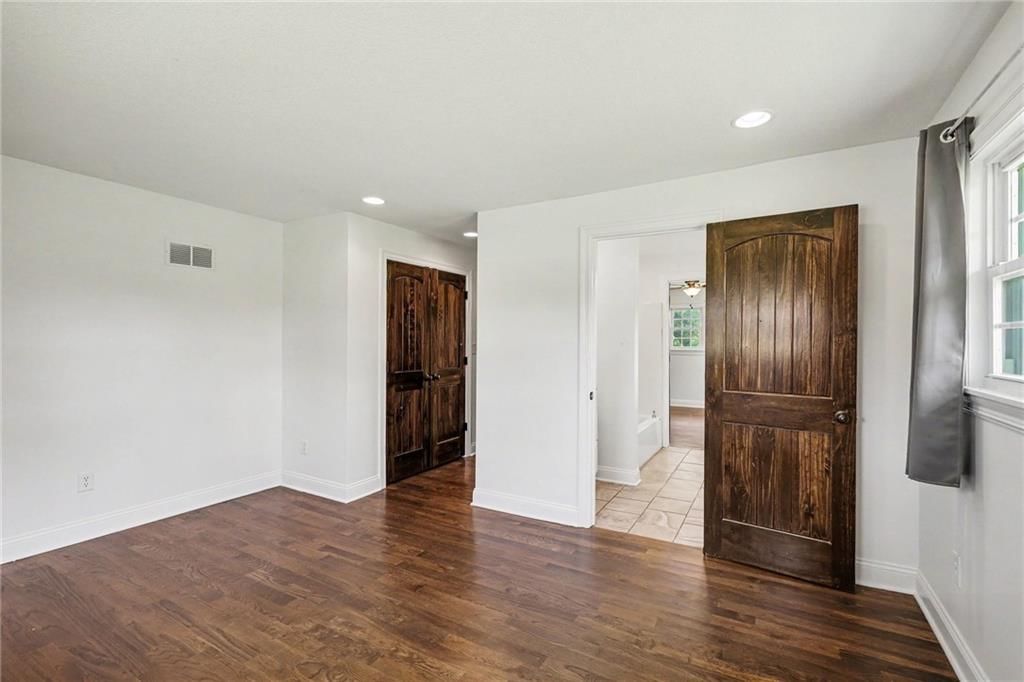 Photo 32 of 52 - 3322 N 67th Street, Kansas City, KS 66104