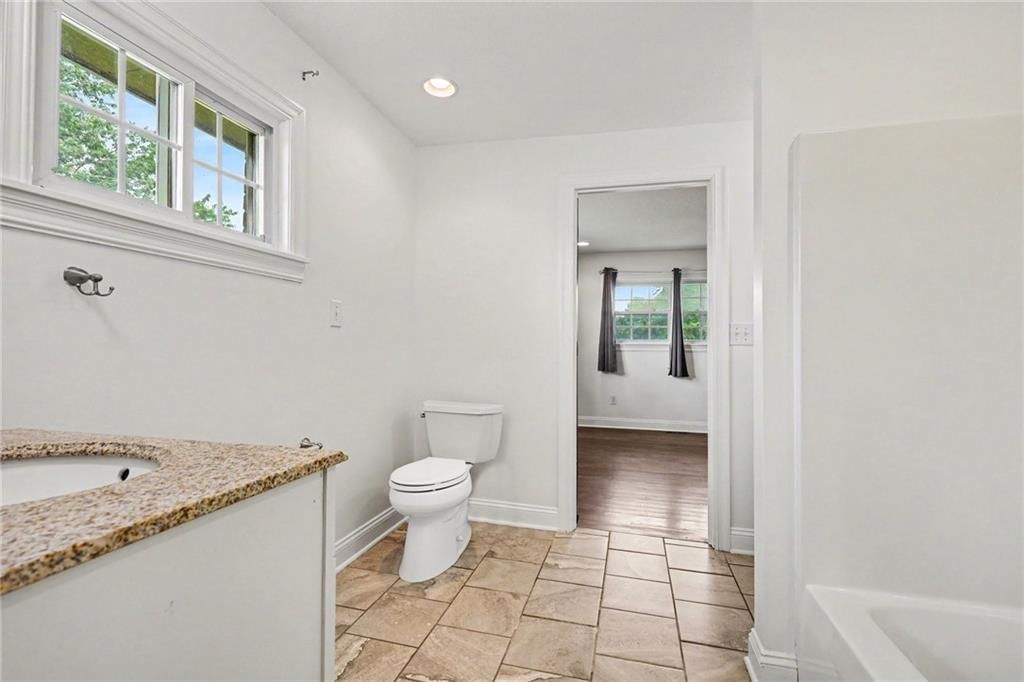 Photo 33 of 52 - 3322 N 67th Street, Kansas City, KS 66104