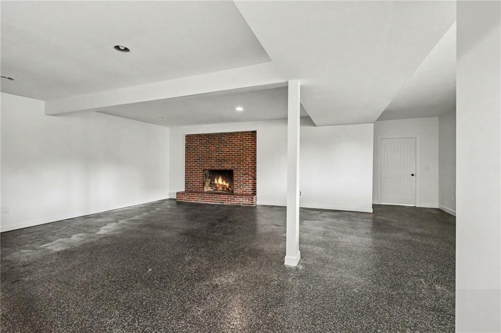 Photo 36 of 52 - 3322 N 67th Street, Kansas City, KS 66104