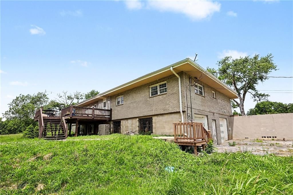 Photo 46 of 52 - 3322 N 67th Street, Kansas City, KS 66104