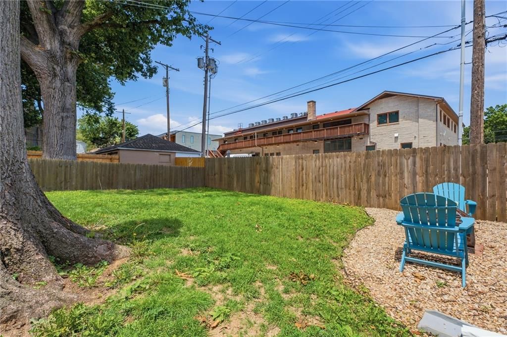 430 E 63rd Terrace — photo 35