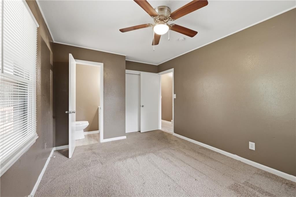 10504 Corrington Avenue — photo 12
