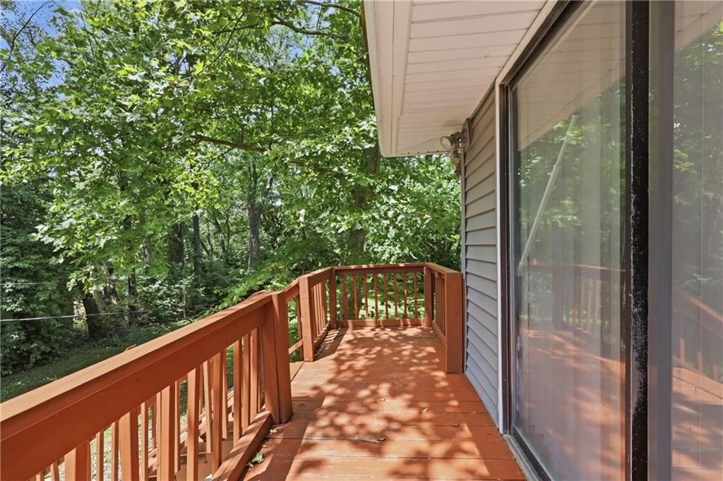 10504 Corrington Avenue — photo 24