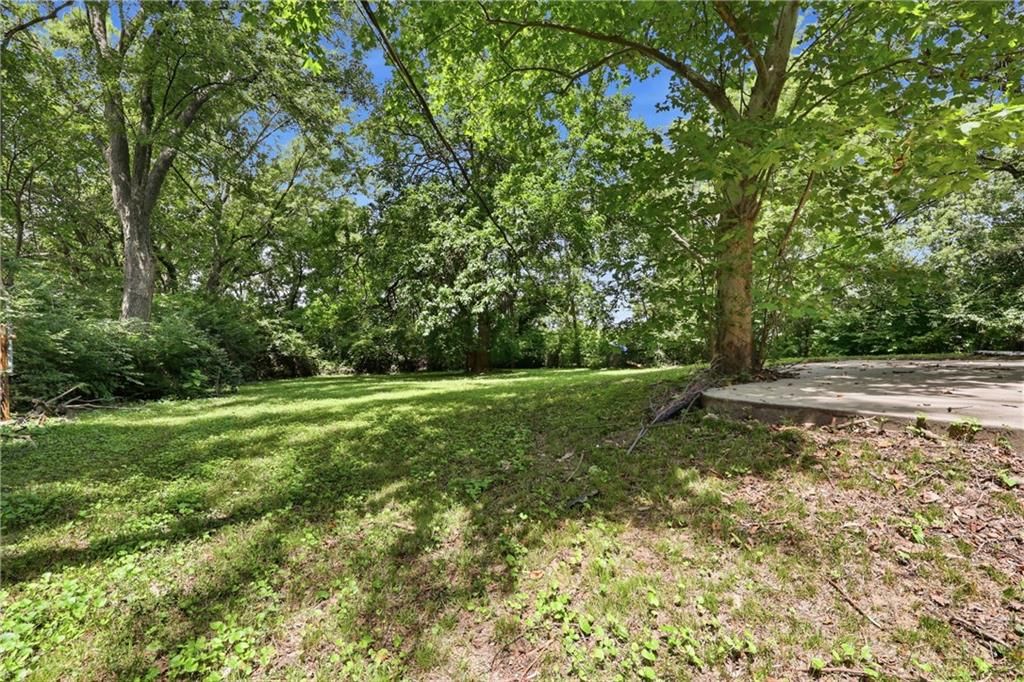 10504 Corrington Avenue — photo 25