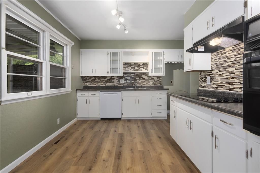 2907 Beck Road — photo 12