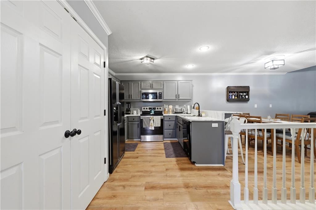 411 NW 71st Terrace — photo 5