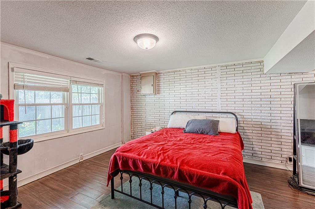 2505 NE 38th Street — photo 6