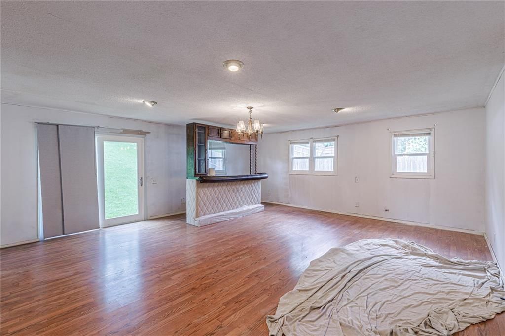 2505 NE 38th Street — photo 13