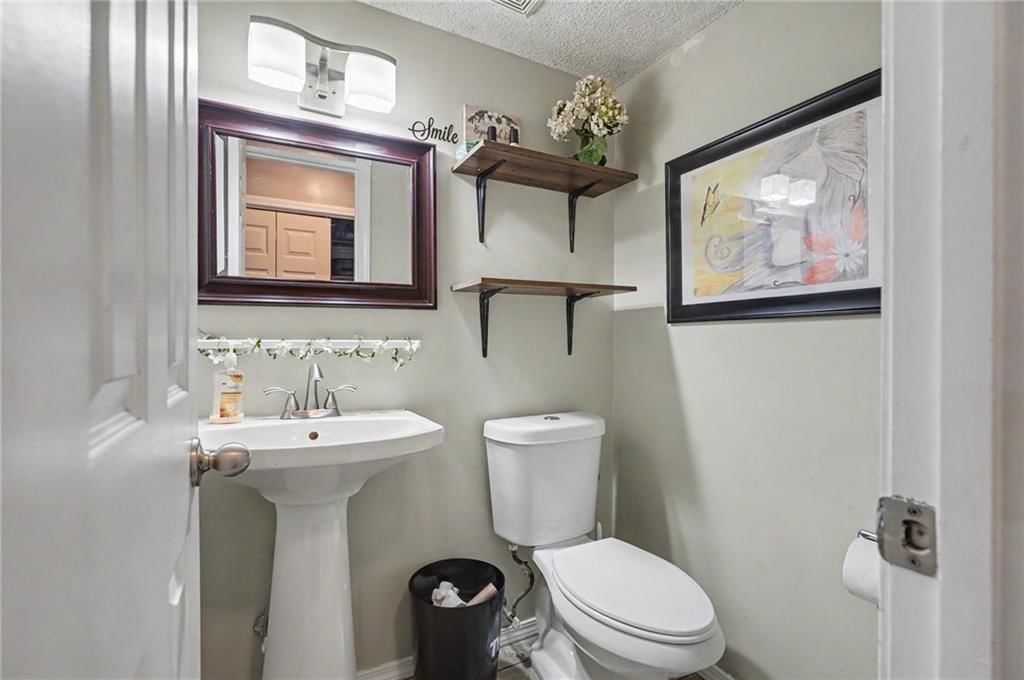 3028 W 30th Court — photo 15