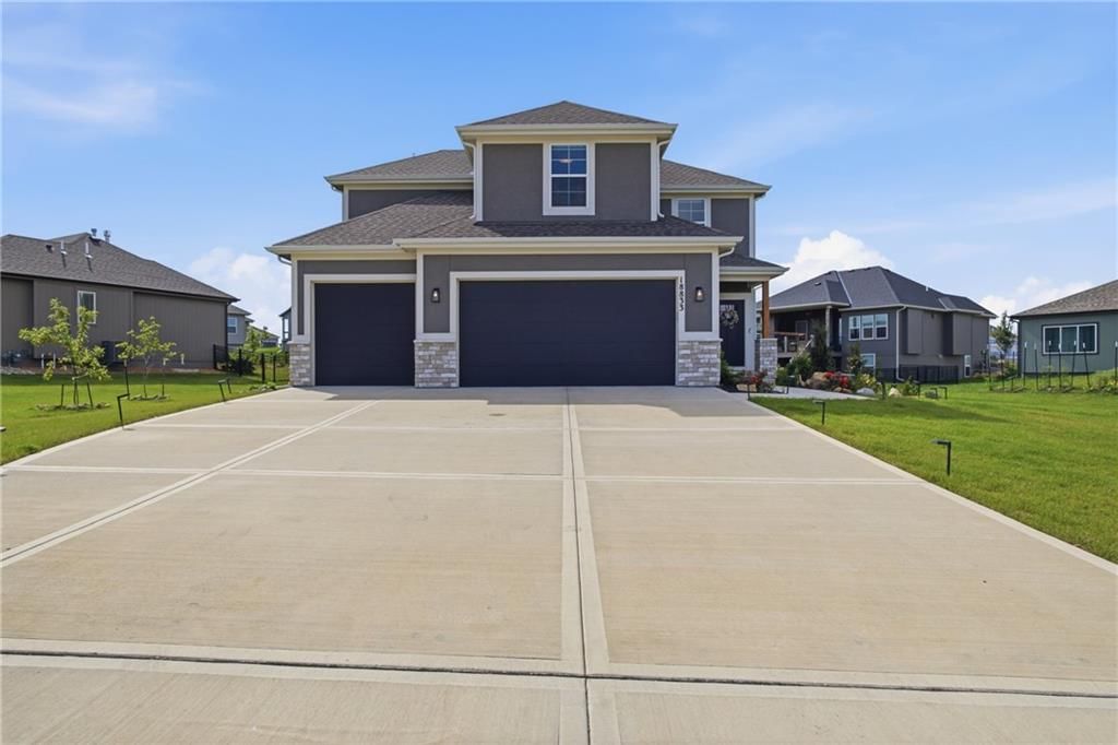 18833 Bittersweet Drive — photo 9