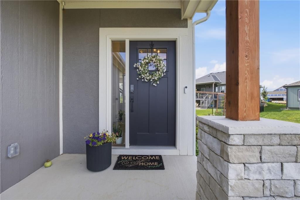18833 Bittersweet Drive — photo 13