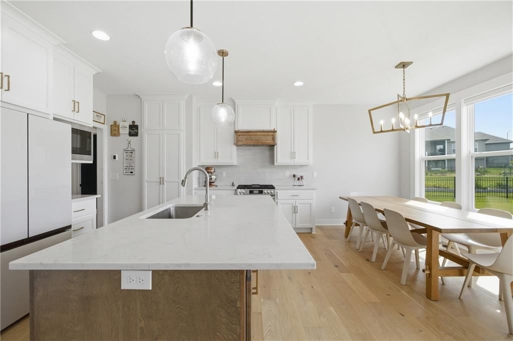 18833 Bittersweet Drive — photo 18