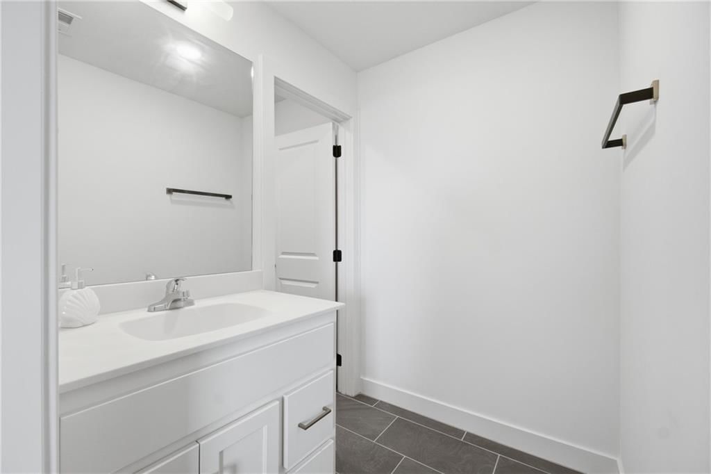 18833 Bittersweet Drive — photo 36