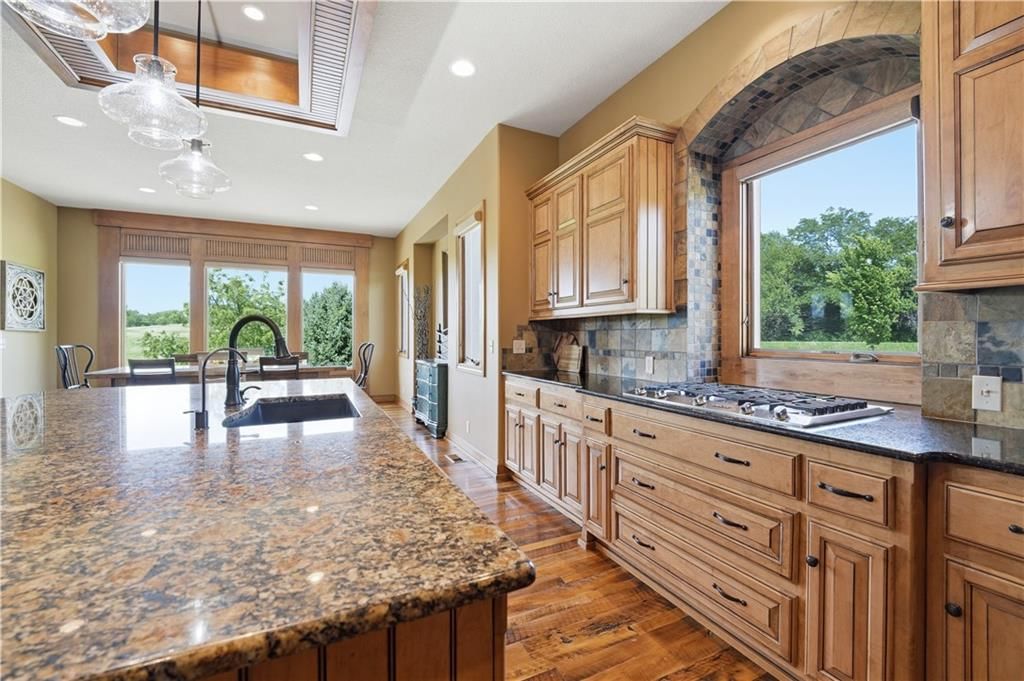 9162 COTTONWOOD CANYON Drive — photo 29
