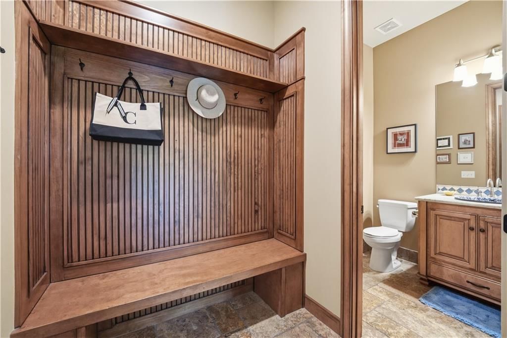 9162 COTTONWOOD CANYON Drive — photo 34