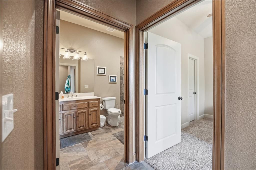 9162 COTTONWOOD CANYON Drive — photo 62
