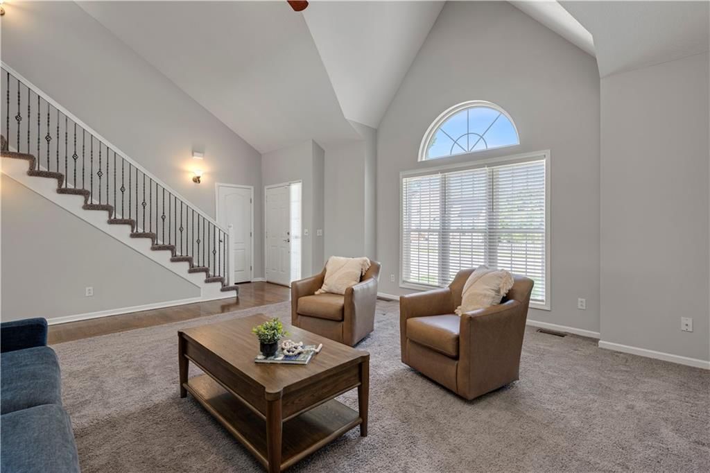 23525 W 74th Terrace — photo 9